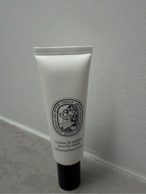 diptyque White Tube with Black Cap Hand Cream